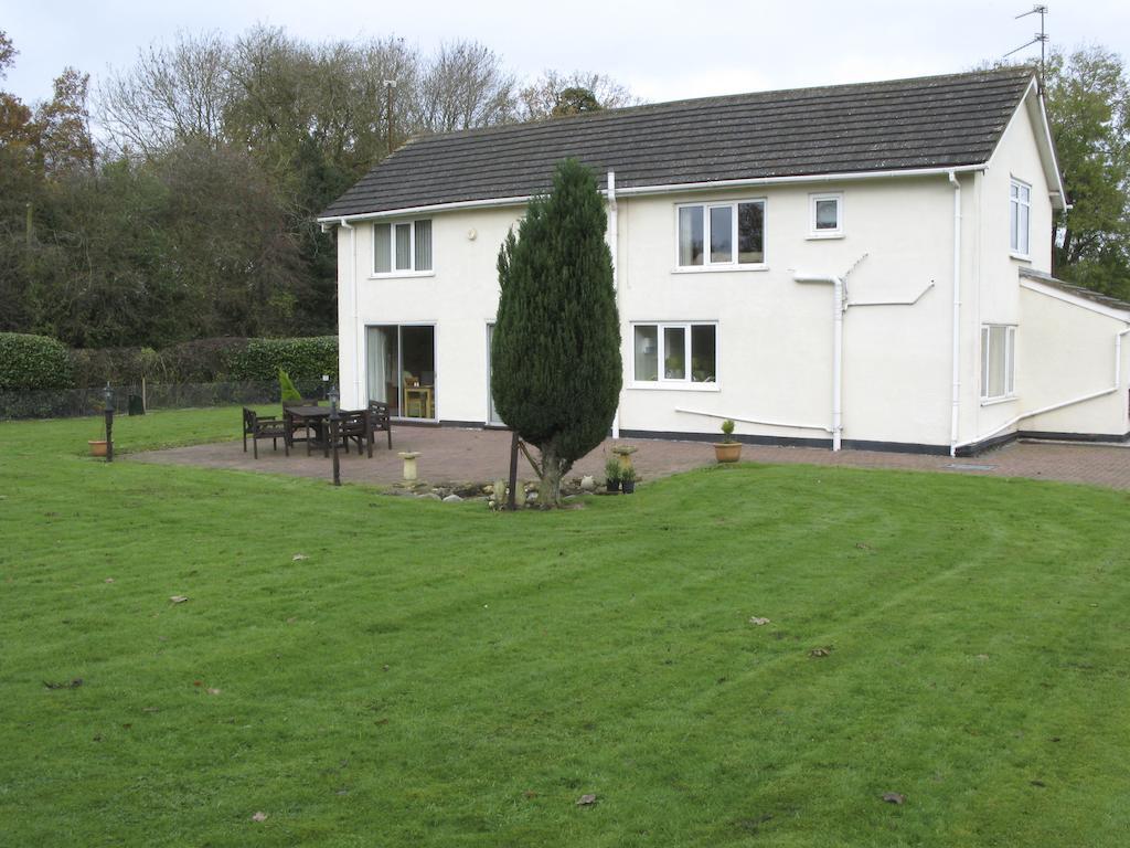 Broadwell Guest House Meriden  Eksteriør bilde